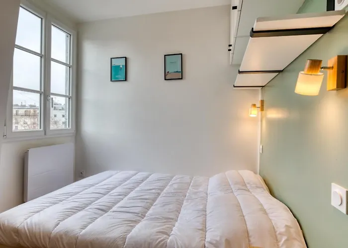 On Last Floor - Batignolles Apartmán