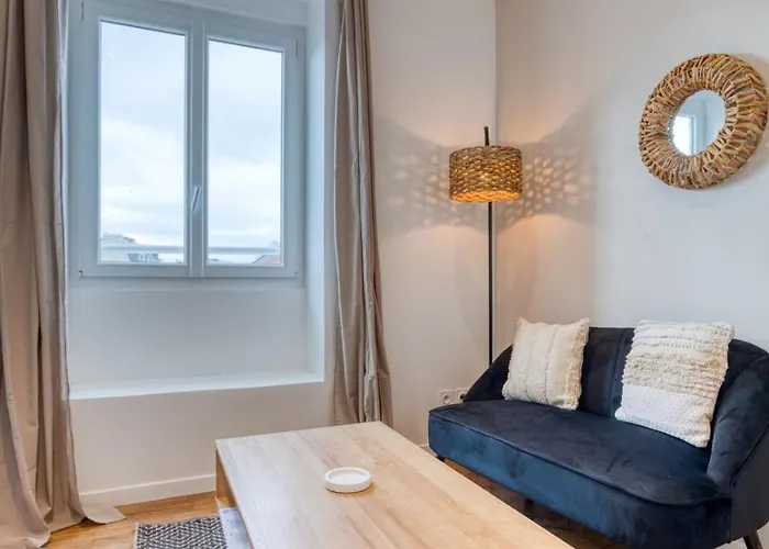 On Last Floor - Batignolles Apartmán